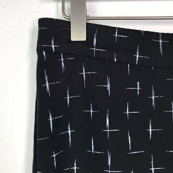 J. Jill Black White T Cross Ankle Pants Petite 4P - Picture 2 of 7
